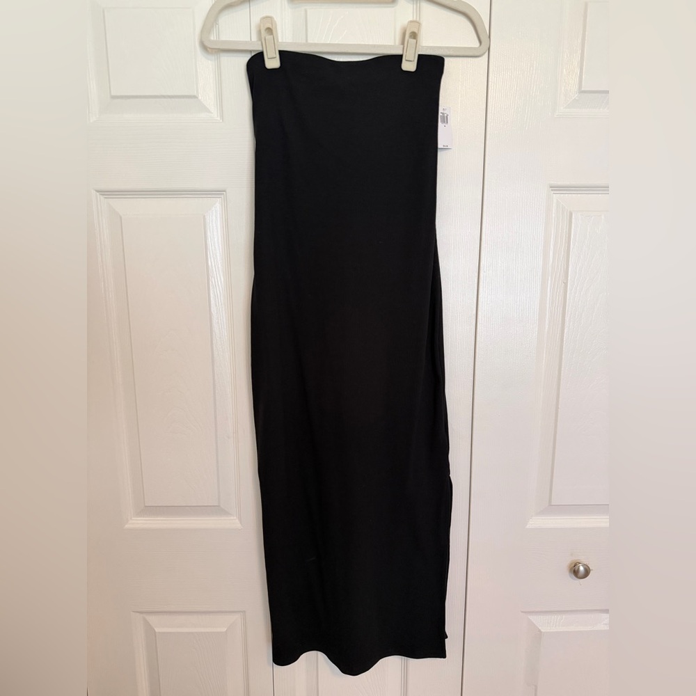 Old Navy Classic Black Strapless Maxi Dress